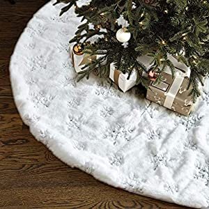 Christmas Tree Skirt ? 48 inches Large White Luxury Faux Fur Tree Skirt Christmas Decorations Holiday Thick Plush Tree